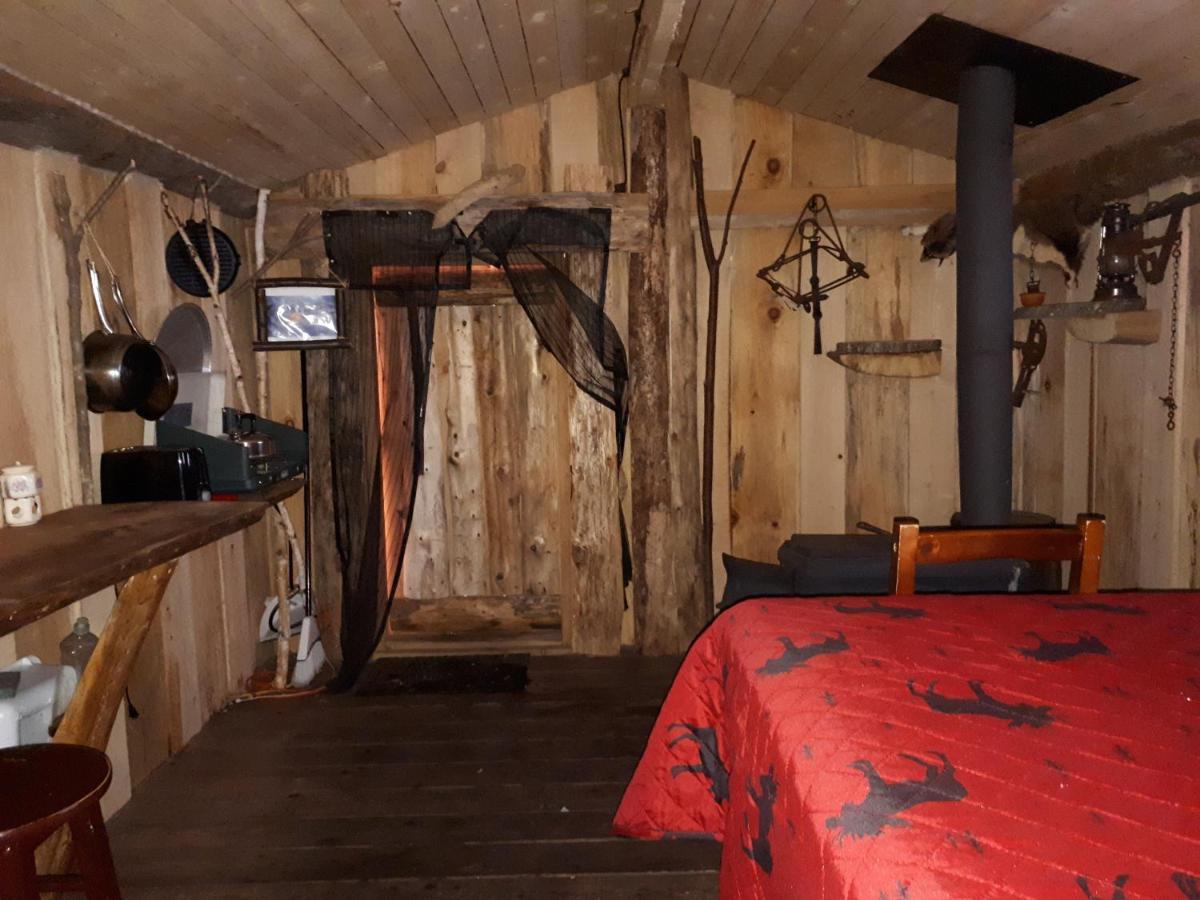 Hebergement De La Montagne St-Roch Saint Roch de Mekinac Eksteriør billede